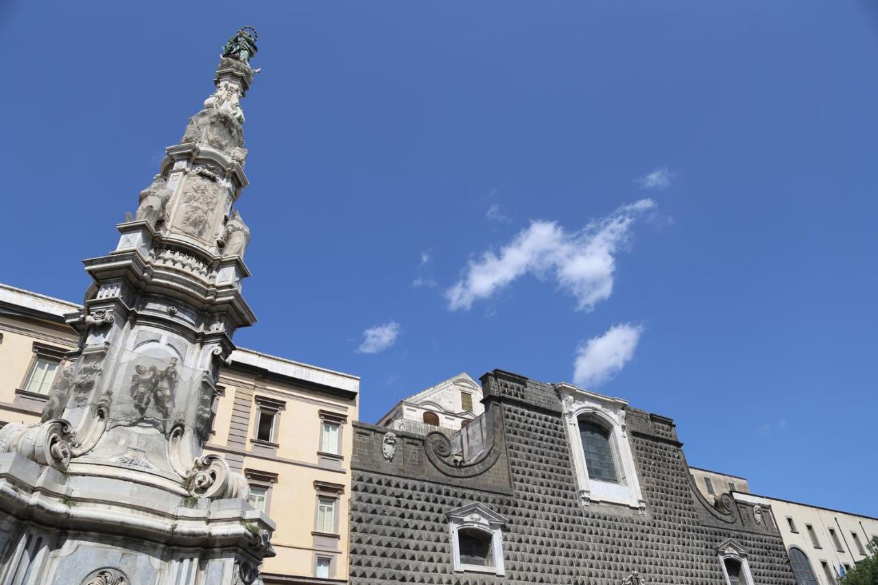 Palazzo Carafa Della Spina - Maison De Charme Napoli Bagian luar foto